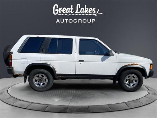 1994 Nissan Pathfinder XE-V6