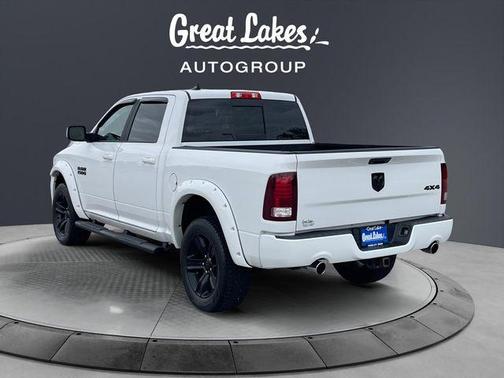 Bright White Clearcoat 2018 RAM 1500 Sport