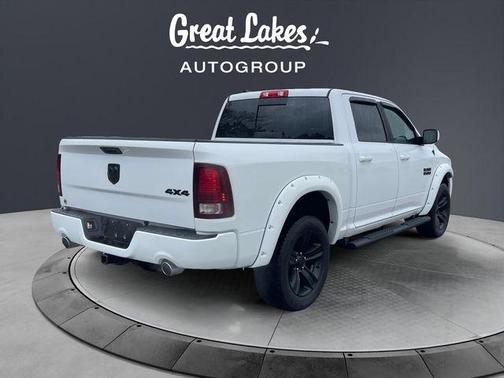 Bright White Clearcoat 2018 RAM 1500 Sport