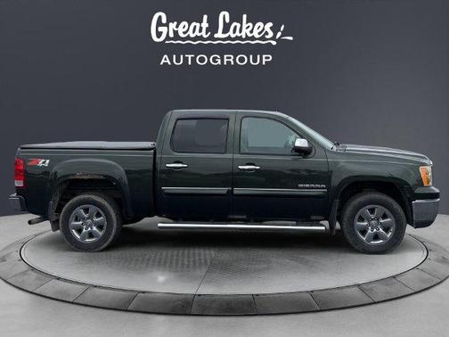 Mineral Green Metallic 2013 GMC Sierra 1500 SLE