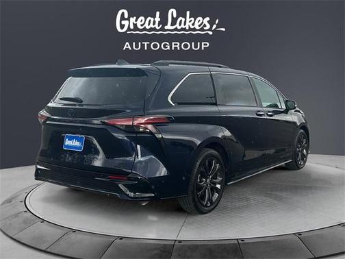 2024 Toyota Sienna XSE