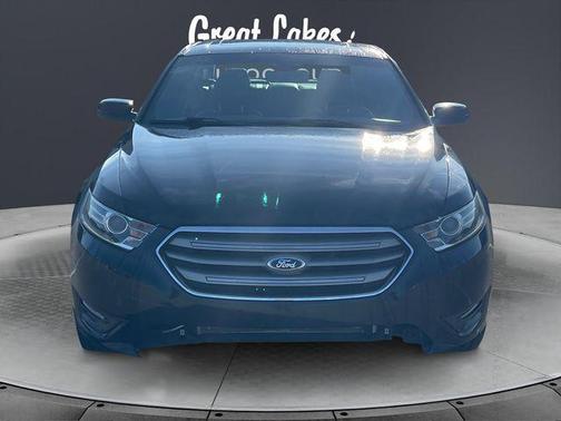 Tuxedo Black Metallic 2015 Ford Taurus SEL