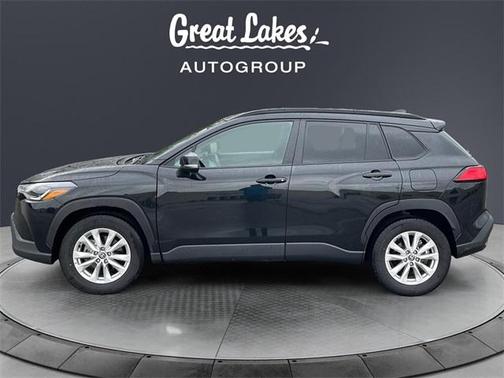 2024 Toyota Corolla Cross LE