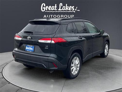 2024 Toyota Corolla Cross LE