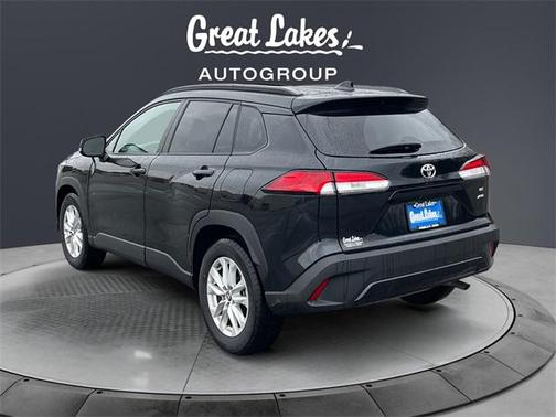 2024 Toyota Corolla Cross LE