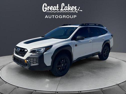 Crystal White Pearl 2024 Subaru Outback Wilderness