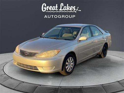 2005 Toyota Camry LE