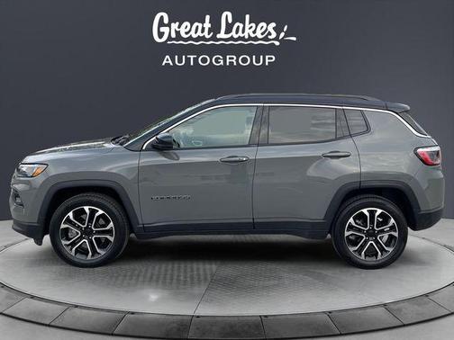 Sting Gray Clearcoat 2024 Jeep Compass Limited