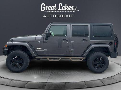 Granite Crystal Clearcoat Metallic 2014 Jeep Wrangler Unlimited Sahara
