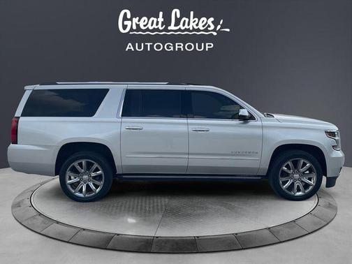 Silver Ice Metallic 2017 Chevrolet Suburban Premier