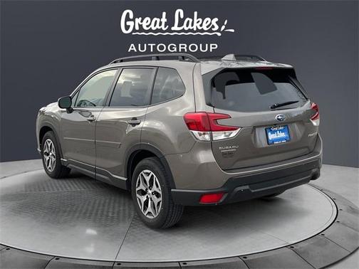 2023 Subaru Forester Premium