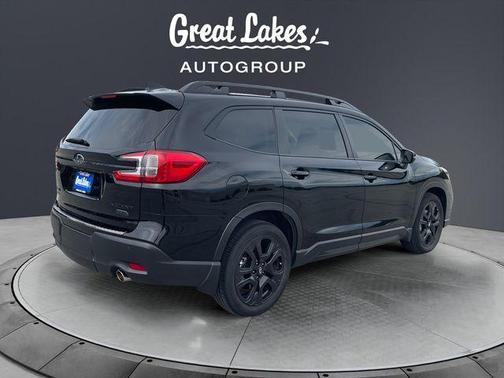 Crystal Black Silica 2023 Subaru Ascent Onyx Edition