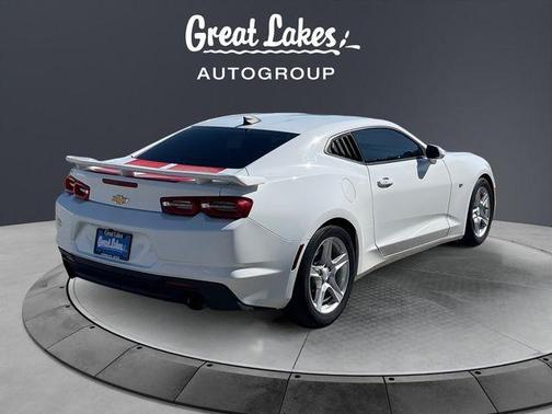 Summit White 2019 Chevrolet Camaro 1LT