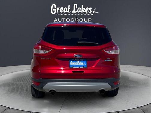 Ruby Red Metallic Tinted Clearcoat 2015 Ford Escape SE