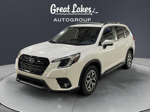 Crystal White Pearl 2023 Subaru Forester Premium