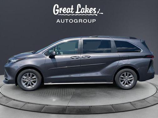 Cement 2023 Toyota Sienna XLE