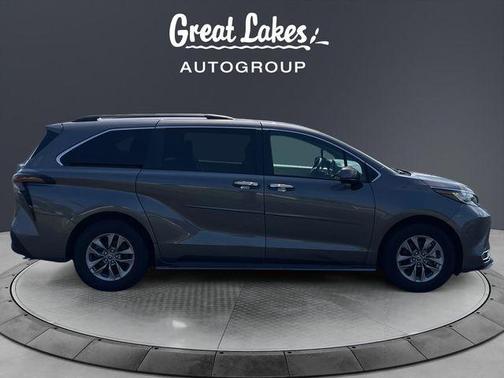 Cement 2023 Toyota Sienna XLE