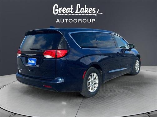 2017 Chrysler Pacifica Touring