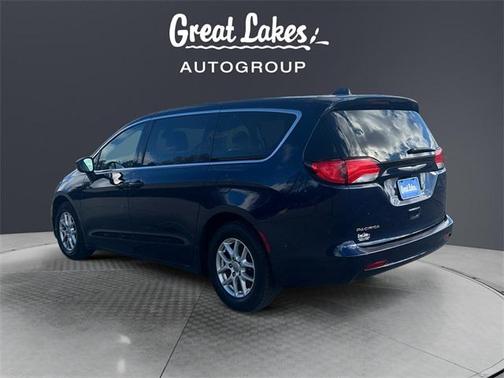 2017 Chrysler Pacifica Touring