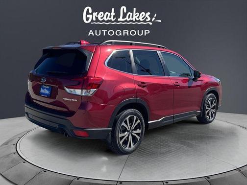 Crimson Red Pearl 2022 Subaru Forester Limited