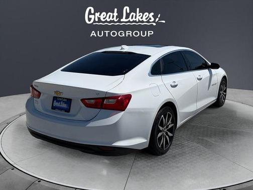 Summit White 2016 Chevrolet Malibu 1LT