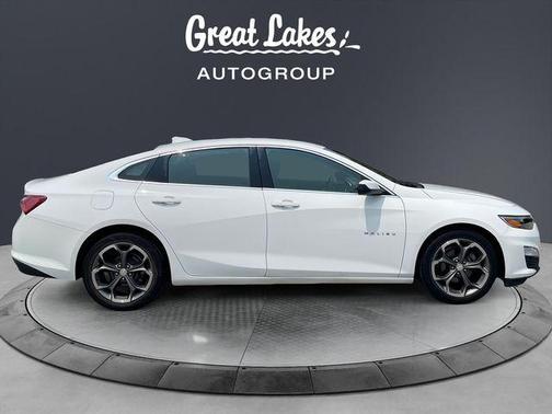 Summit White 2021 Chevrolet Malibu LT