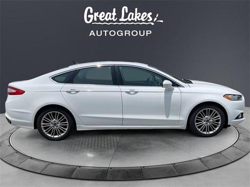 2015 Ford Fusion SE