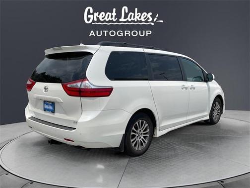 2019 Toyota Sienna Limited Premium