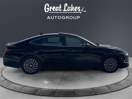 2023 Hyundai SONATA Hybrid Limited