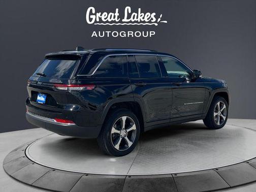 Diamond Black 2024 Jeep Grand Cherokee 4xe Base
