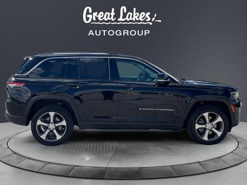 Diamond Black 2024 Jeep Grand Cherokee 4xe Base