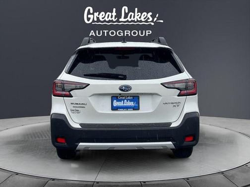 Crystal White Pearl 2024 Subaru Outback Limited XT