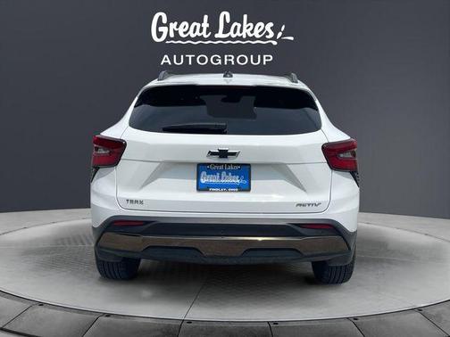 Summit White 2025 Chevrolet Trax ACTIV