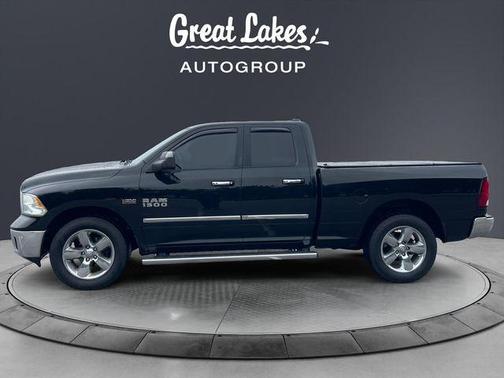 Black Forest Green Pearlcoat 2017 RAM 1500 Big Horn