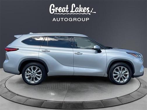 2022 Toyota Highlander Hybrid Limited