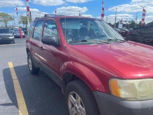 2003 Ford Escape XLS
