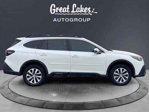 Crystal White Pearl 2020 Subaru Outback Premium