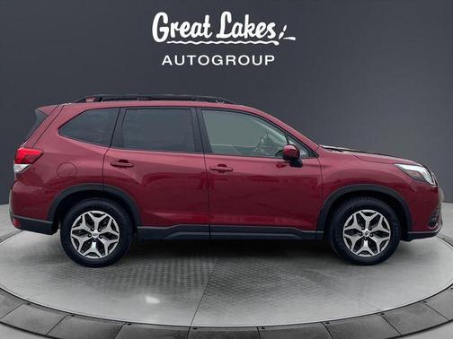 2022 Subaru Forester Premium