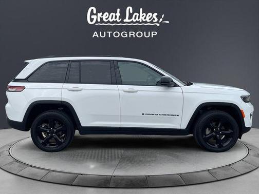 2024 Jeep Grand Cherokee Laredo