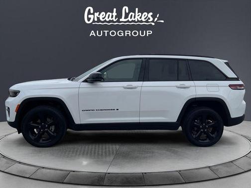 2024 Jeep Grand Cherokee Laredo
