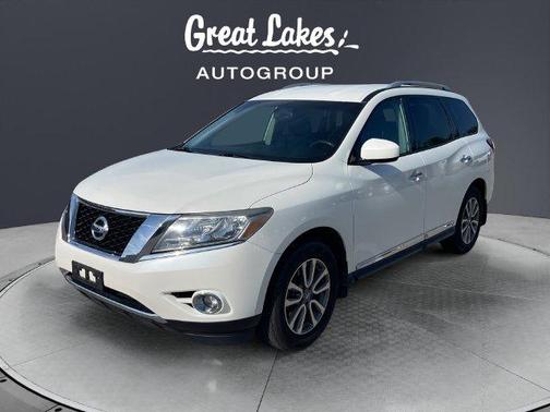 Pearl White 2016 Nissan Pathfinder SL