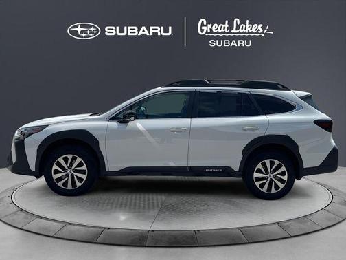 Crystal White Pearl 2025 Subaru Outback Premium