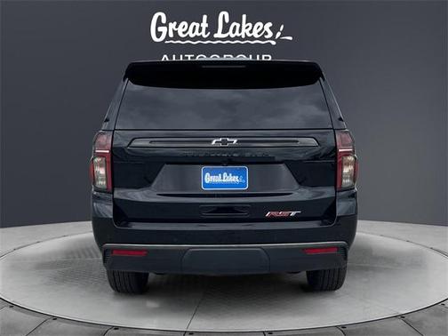 2022 Chevrolet Suburban RST