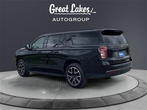 2022 Chevrolet Suburban RST