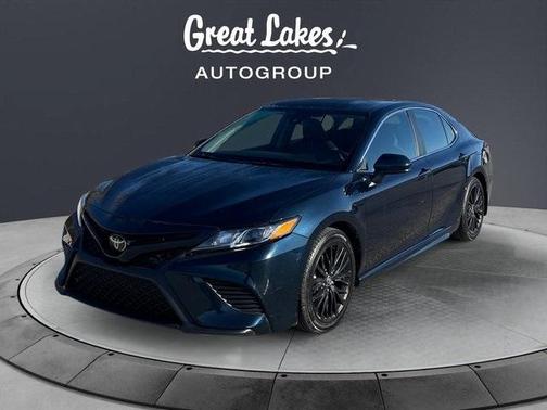 2020 Toyota Camry SE