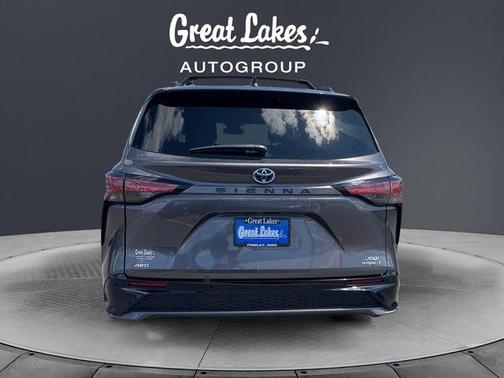 Predawn Gray Mica 2022 Toyota Sienna XSE 7 Passenger