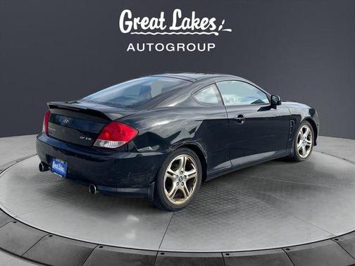 Black 2005 Hyundai Tiburon SE