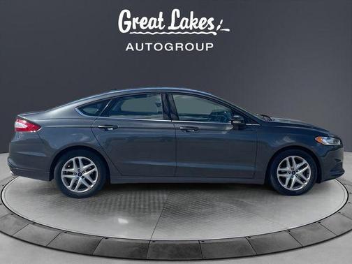 Magnetic 2016 Ford Fusion SE