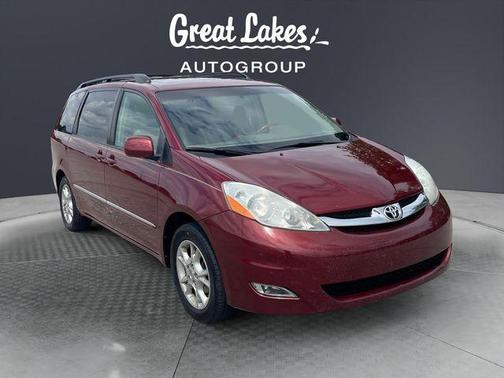 Salsa Red Pearl 2006 Toyota Sienna XLE