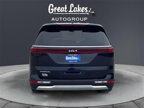 2024 Kia Carnival LX